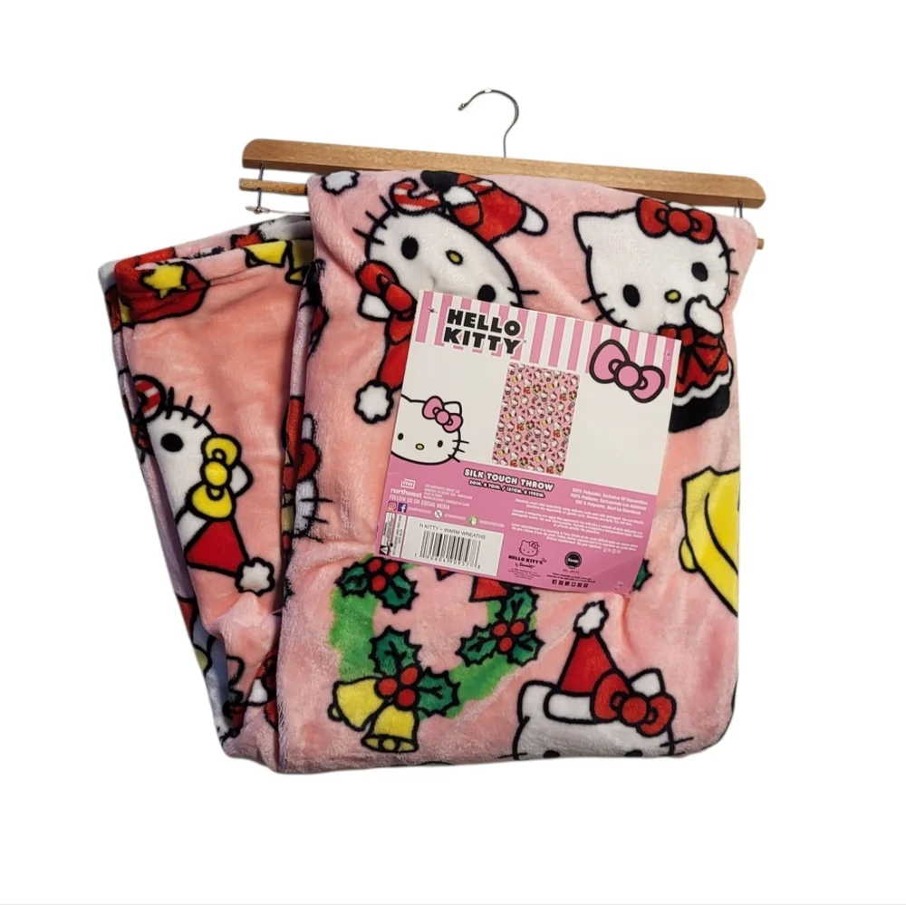 NEW Northwest Mistletoe Pink Silk Touch Sanrio Hello Kitty Throw